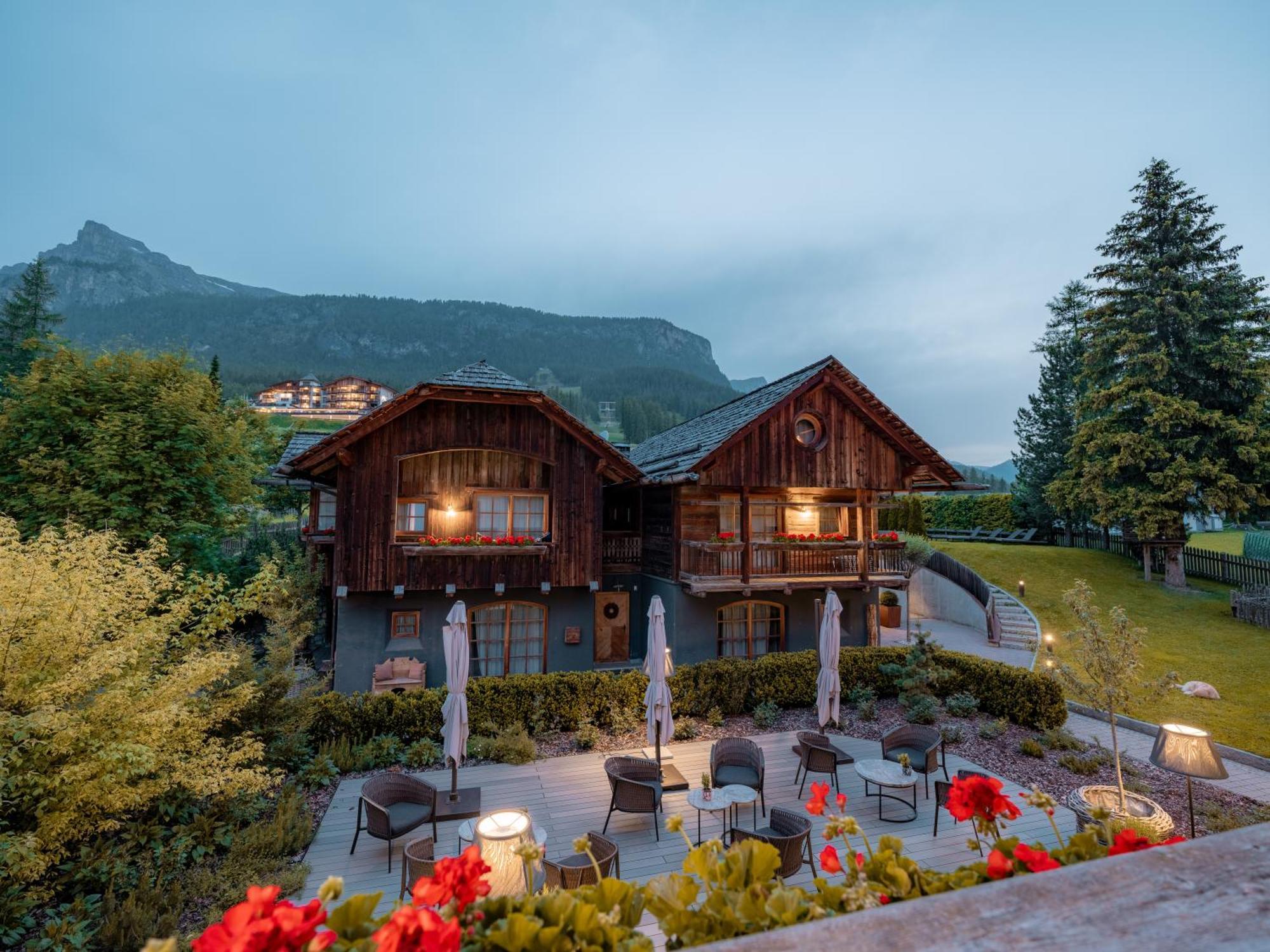 Sportony Mountain Lodges ลาวิลลา ภายนอก รูปภาพ