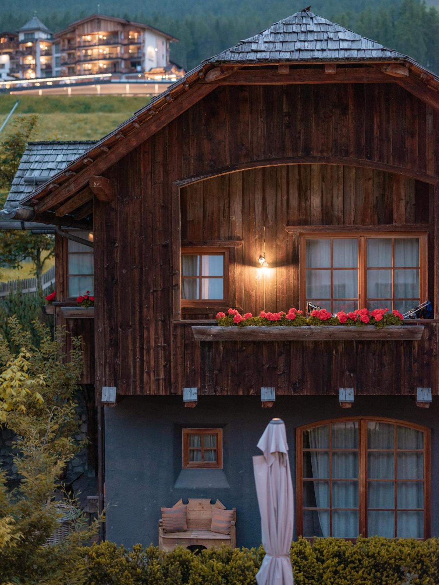 Sportony Mountain Lodges ลาวิลลา ภายนอก รูปภาพ